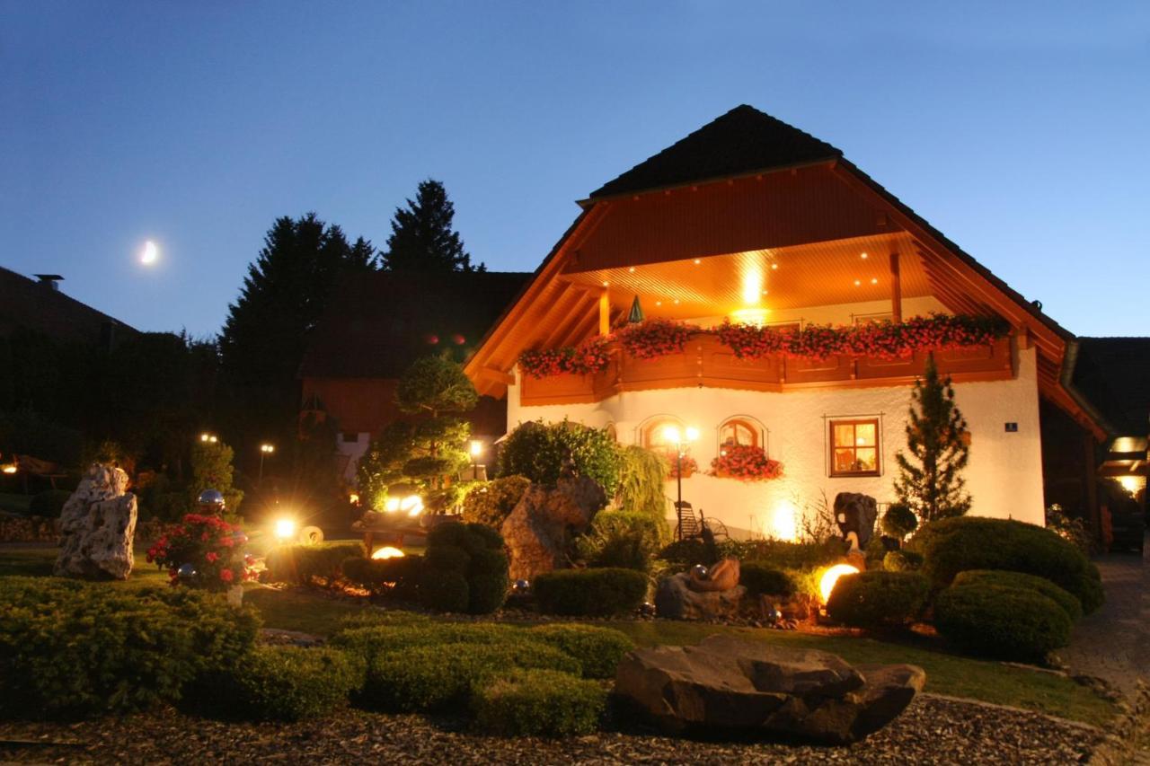 Haus Sonnenschein Lägenhet Goessweinstein Exteriör bild